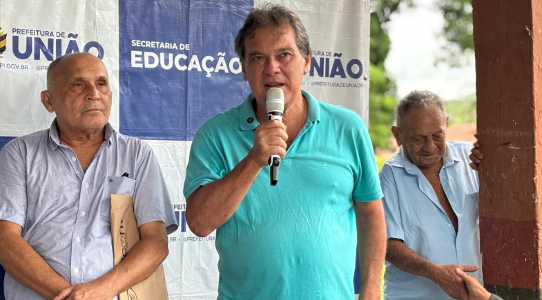 Prefeito de União assina ordem de serviço para obra de creche no povoado David Caldas