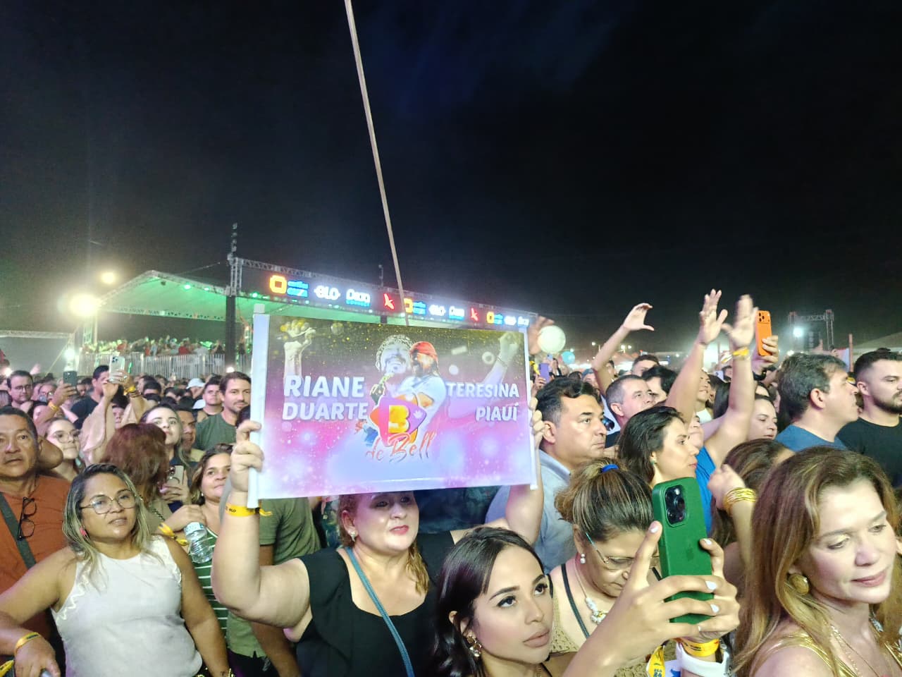 Bell Marques encerra Festival de Verão de Parnaíba - Foto: Saymon LimaBell Marques encerra Festival de Verão de Parnaíba - Foto: Saymon Lima