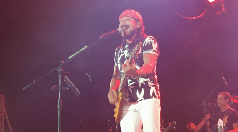 TV Meio Norte reexibe show histórico de Bell Marques no Festival de Verão de Parnaíba neste domingo (24)