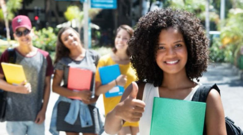 Prefeitura de Baixa Grande do Ribeiro realiza renovação da Bolsa Universitária