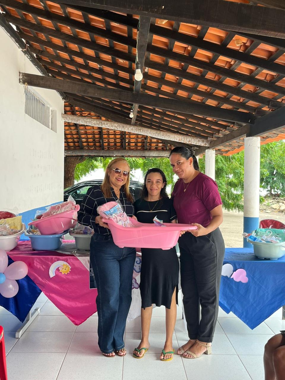 Prefeitura Municipal de Pau D’Arco do Piauí entrega kits maternidade às gestantes - Imagem 3
