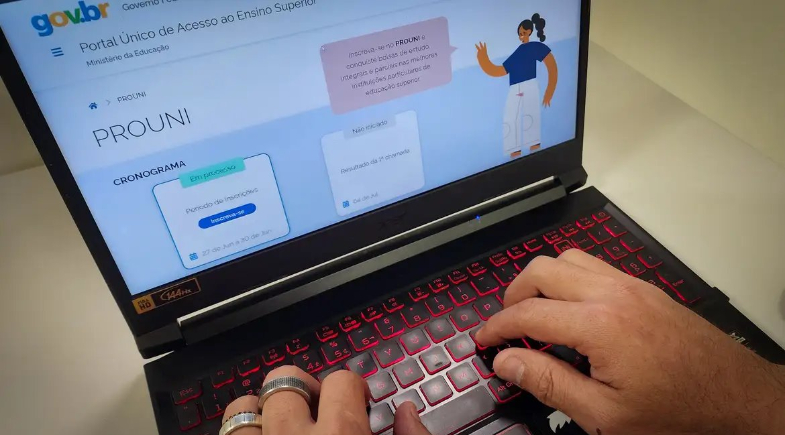 Prouni 2026: inscrições para o 1º semestre se encerram nesta quinta-feira, 29