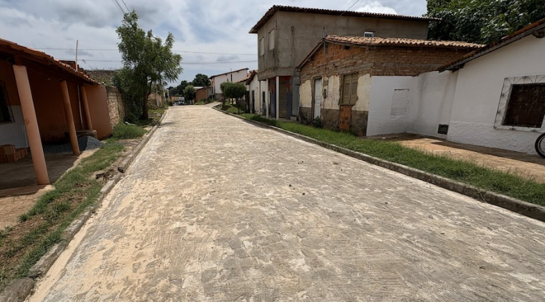 Prefeitura de Esperantina mantém ritmo de obras e reforça compromisso com a população