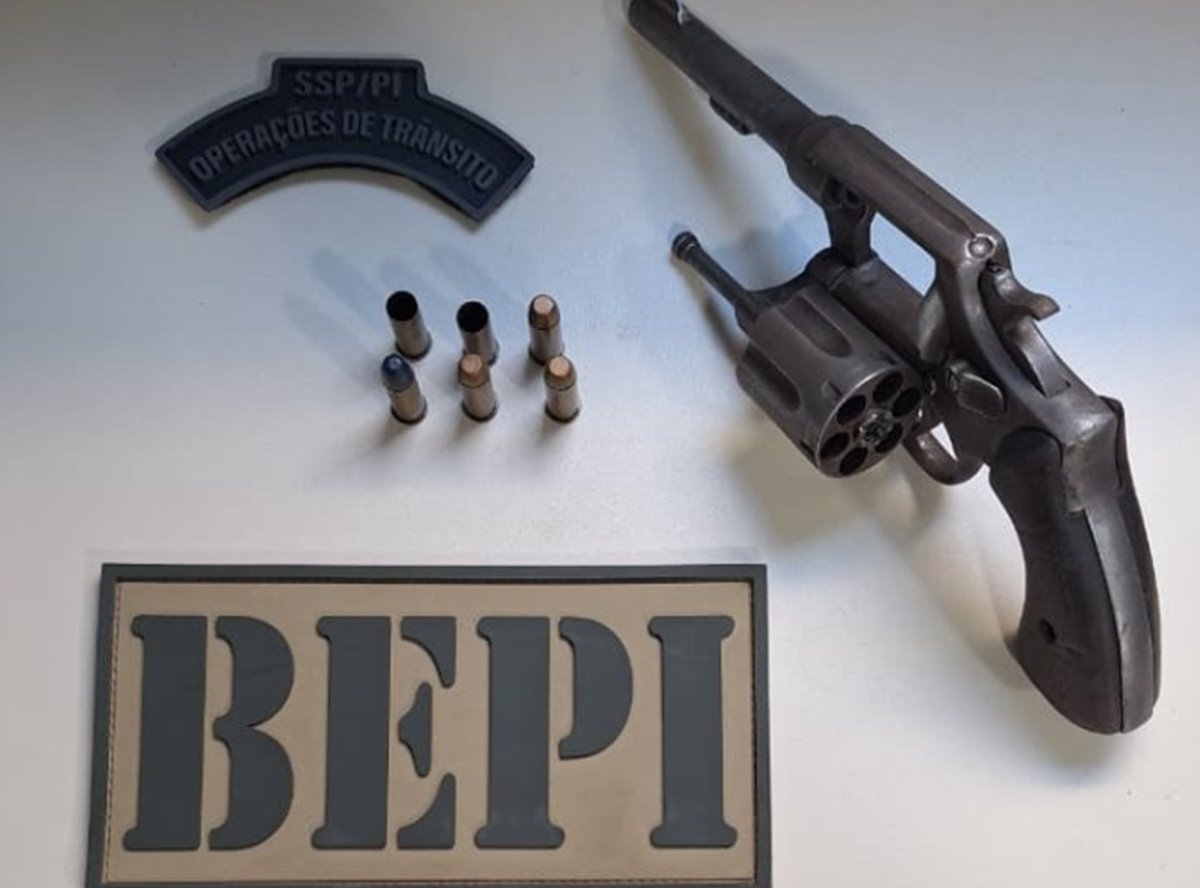 Arma apreendida pela Polícia - Foto: Reprodução