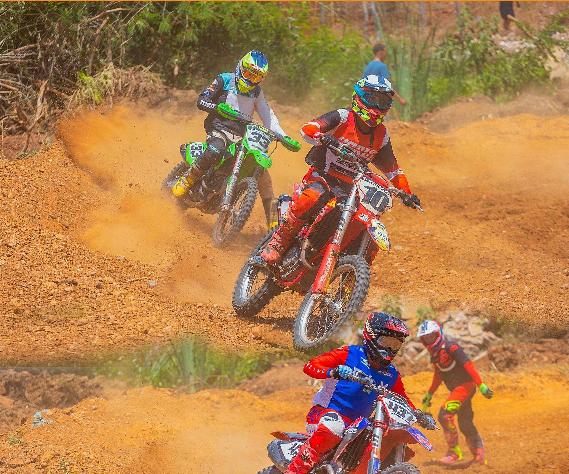 Prefeitura realiza 11º Motocross de Avelino Lopes com premiação de R$ 20 mil e reúne pilotos, equipes e grande público; veja fotos - Imagem 6