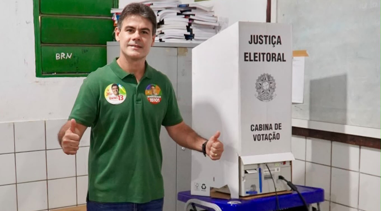 Severo Eulálio vota em Picos e destaca exercício da democracia | Reprodução/Redes Sociais 