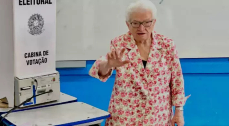  Luiza Erundina (PSOL) foi eleita deputada estadual por São Paulo nas eleições deste domingo. | Reprodução