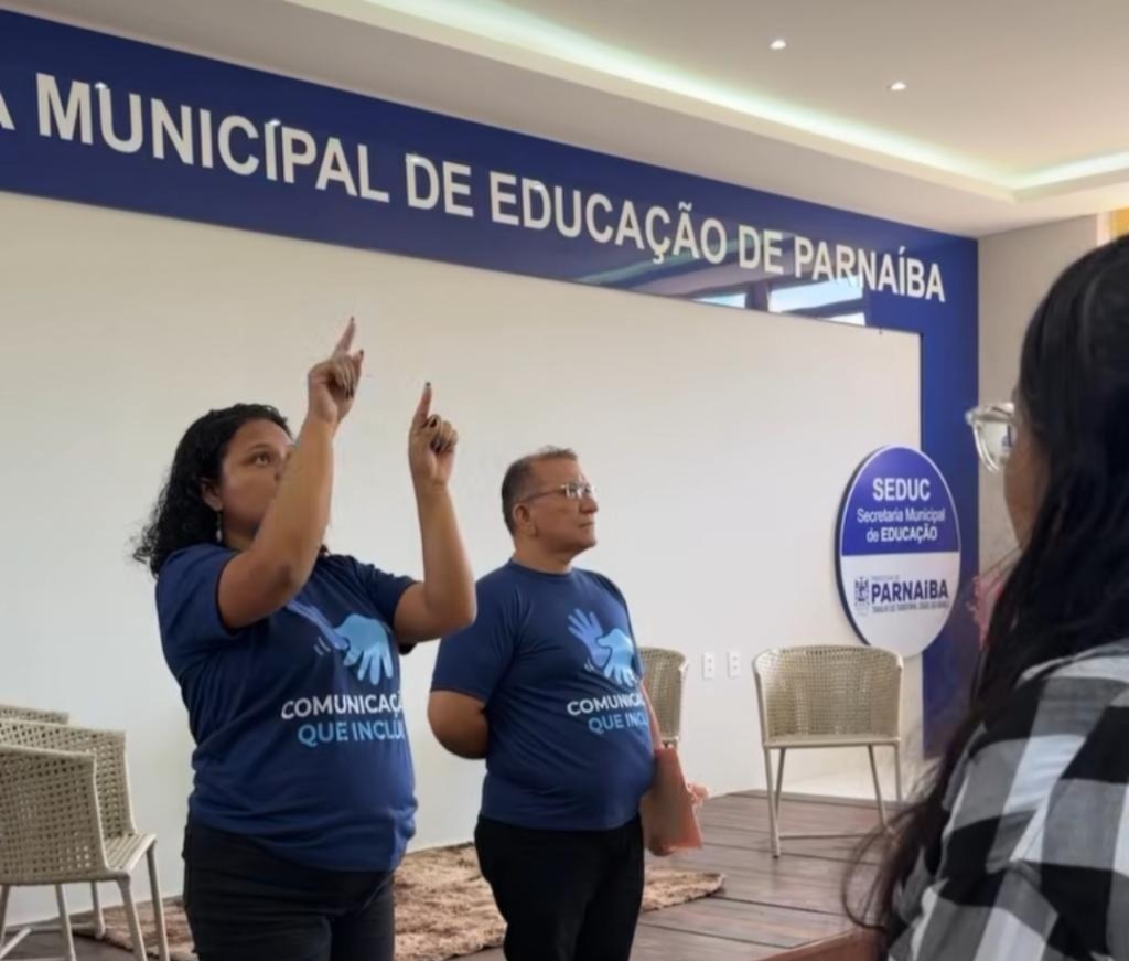 Parnaíba promove palestra sobre Libras- Divulgação/ASCOMParnaíba promove palestra sobre Libras- Divulgação/ASCOM