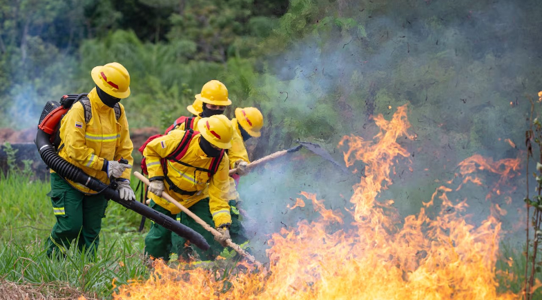 José de Freitas intensifica ações de combate a incêndios e mobiliza equipes por cerca de 16 horas