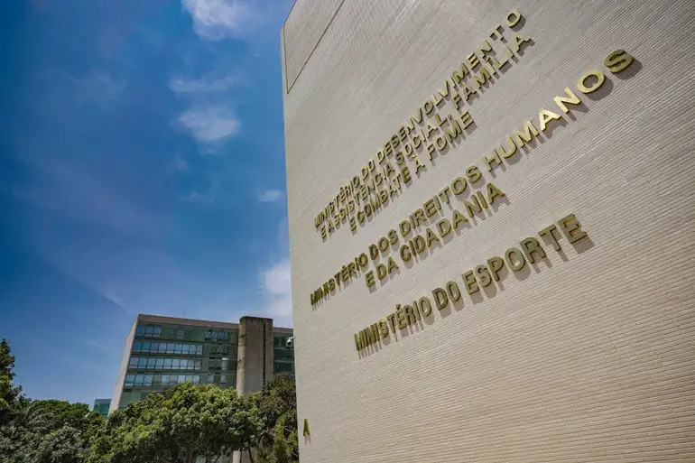 Prédio do Ministério do Desenvolvimento e Assistência Social, Família e Combate à Fome - Rafa Neddermeyer/Agência Brasil 