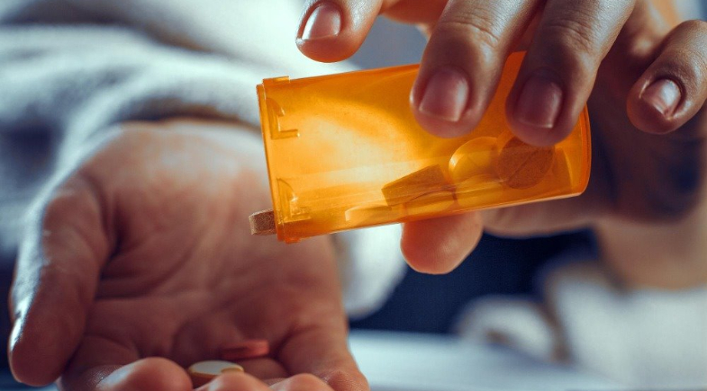 “Kit ressaca” pode causar danos graves ao fígado e ao coração | Divulgação/Ascom