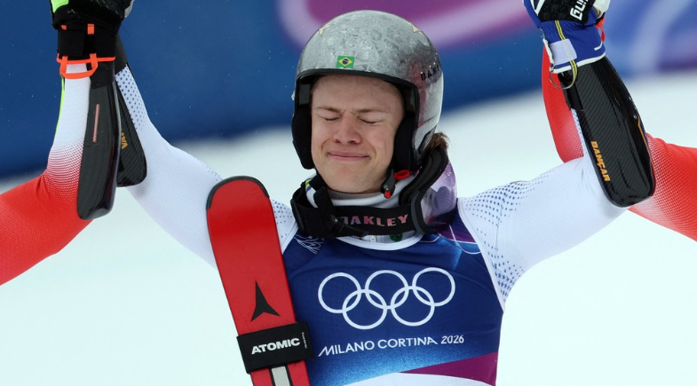 Lucas Pinheiro conquista ouro em Jogos de Inverno  | Reuters