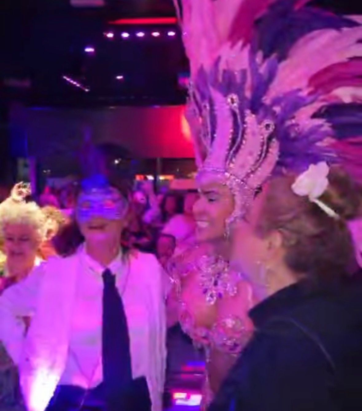 O carnaval brasileiro em Madrid: celebração em comunidade e ponte cultural com a Espanha - Imagem 3