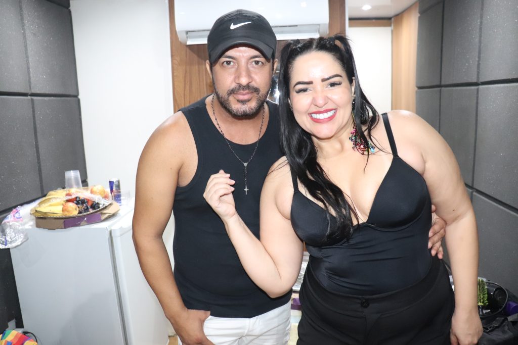 Domingo de Carnaval na Avenida Zé de Castro: só perdeu quem não foi! - Imagem 3