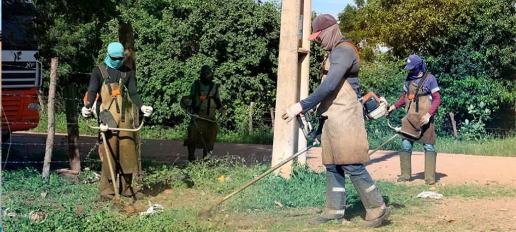 Prefeitura de Curimatá intensifica serviços de limpeza pública no município 