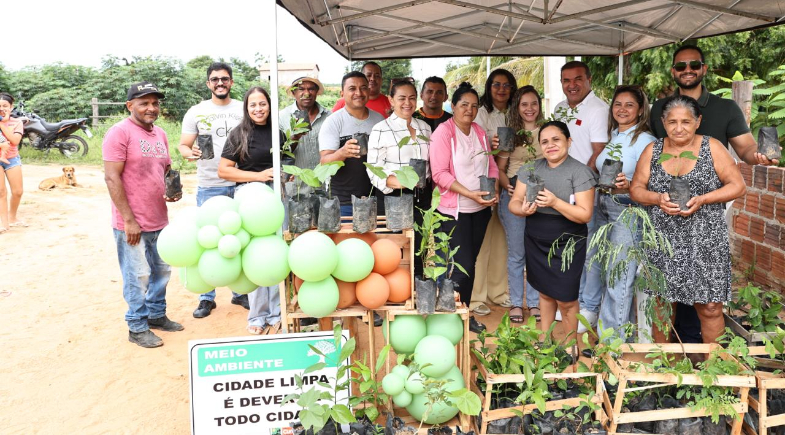 Prefeitura de Curimatá realiza entrega de mudas nativas e frutíferas no município 