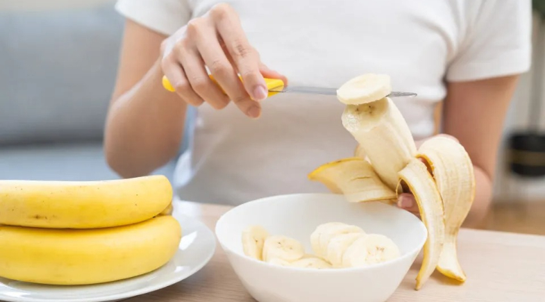 Banana é uma fruta popular e faz parte da alimentação de boa parte da população | Reprodução