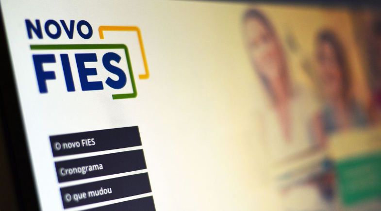 Fies 2026: prazo para aluno complementar inscrição termina nesta terça-feira