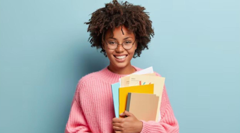 Prefeitura de Cristino Castro realiza inscrições para auxílio estudantil