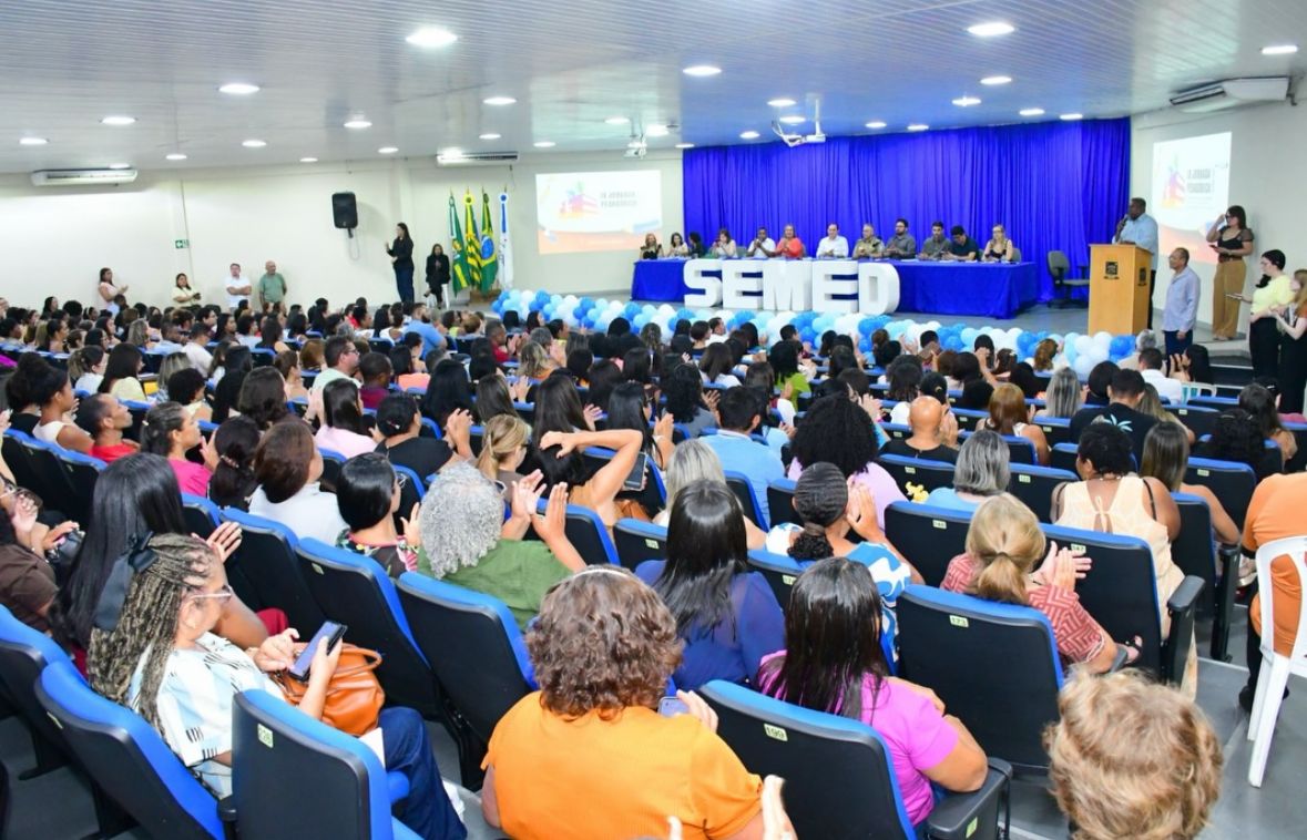 Profissionais da educação participam da culminância da IX Jornada Pedagógica -  Foto: Prefeitura de Floriano