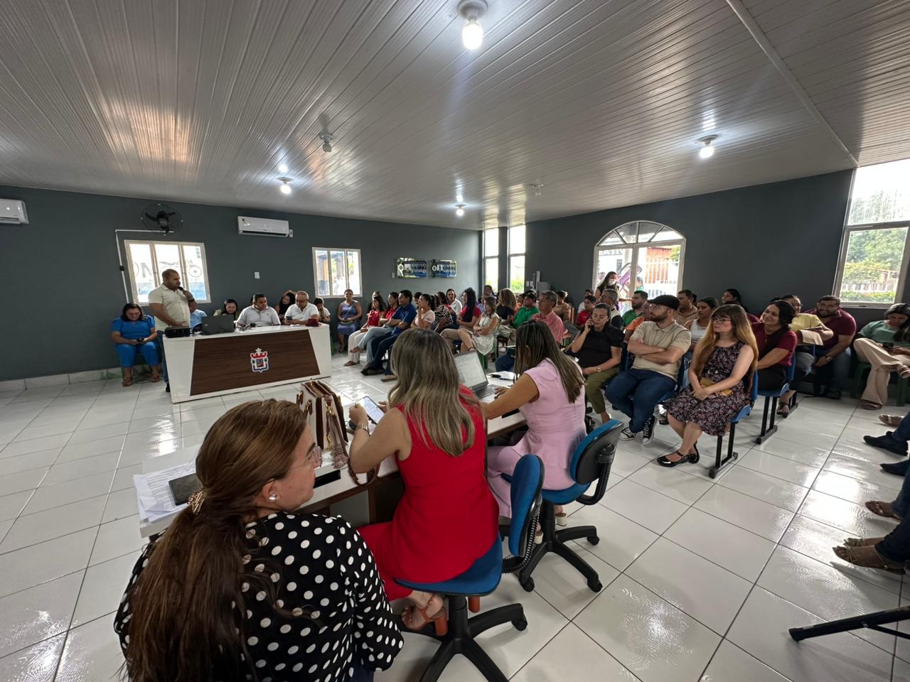 Audiência pública reforça transparência e cumprimento de metas fiscais no município - Imagem 1