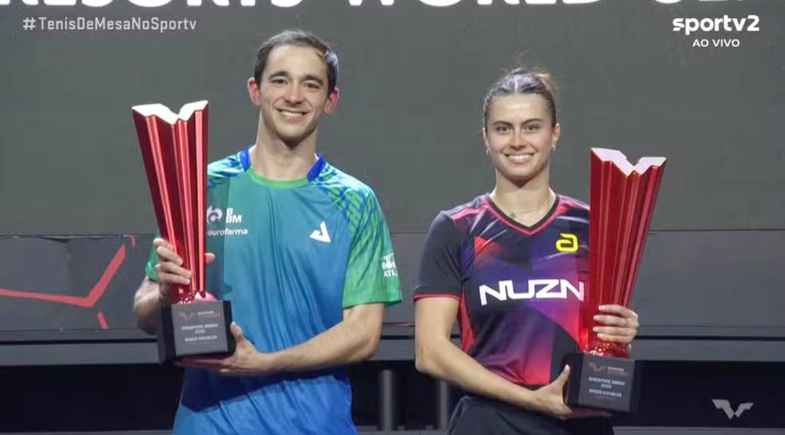 Hugo Calderano e Bruna Takahashi são campeões no Smash de Singapura | Reprodução