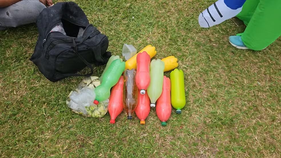 Bebidas adultereadas apreendidas no Ibirapuera — Foto: Polícia Militar/Polícia Civil