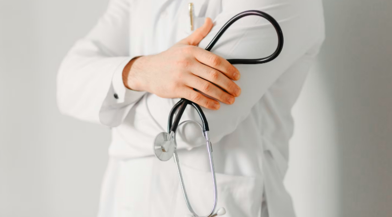 Riacho Frio fortalece atendimento à saúde com equipe médica especializada