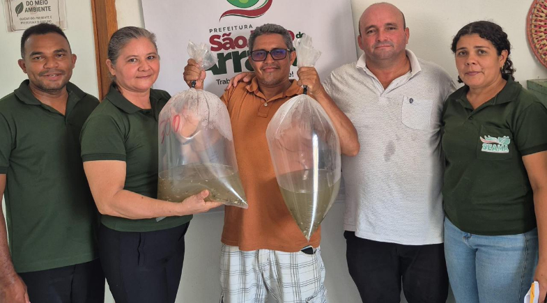 Prefeitura de São João do Arraial entrega 50 mil alevinos para fortalecer piscicultura no município