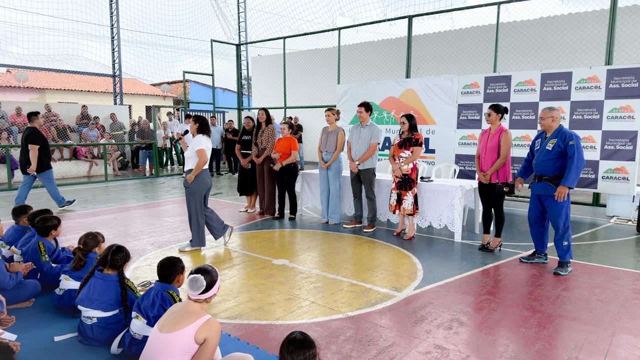 Prefeito Raniletti Macedo recebe campeã olímpica Sarah Menezes em Caracol - Imagem 5