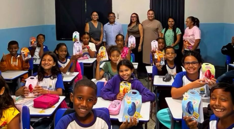 Crianças da rede municipal de Miguel Leão recebem ovos em celebração à Páscoa 