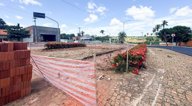 Marcos Parente avança na promoção da saúde com implantação de academia popular