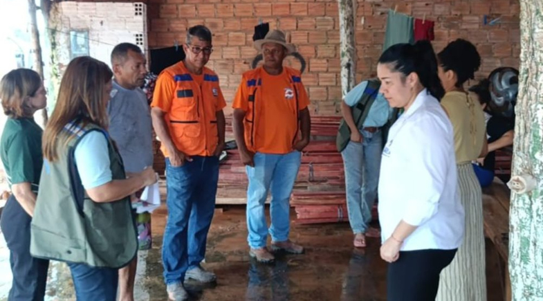 Famílias de Uruçuí afetadas pelas chuvas são atendidas por equipes da Prefeitura