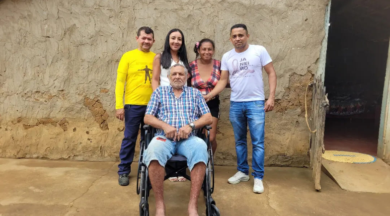 Francinópolis fortalece ações de saúde com entrega de equipamentos de mobilidade