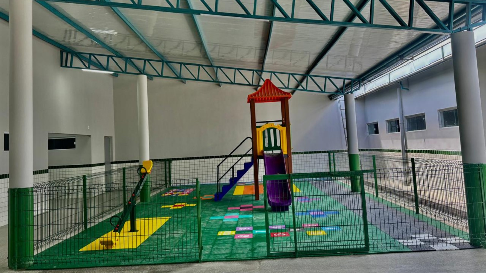 Prefeitura de Esperantina celebra o Dia Internacional da Mulher com inauguração de escola e manhã especial de serviços - Imagem 2