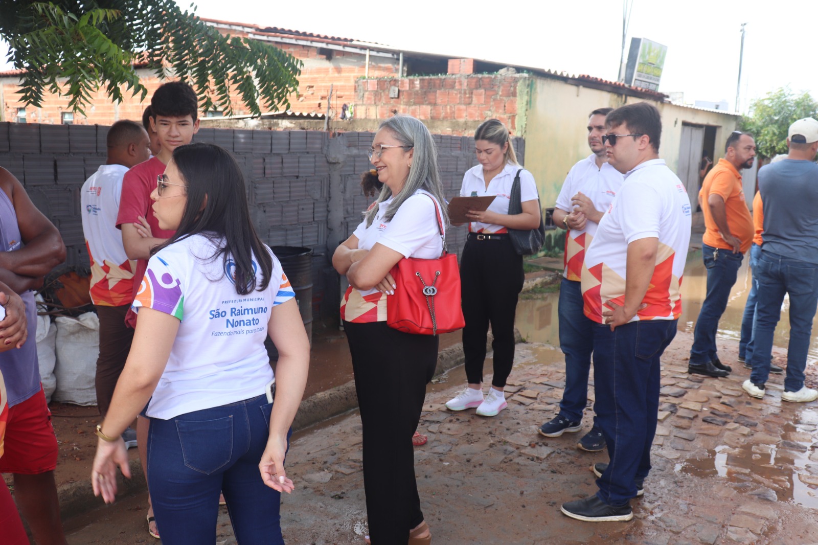 Prefeitura de São Raimundo Nonato atua de forma imediata para atender famílias afetadas pelas chuvas - Imagem 4