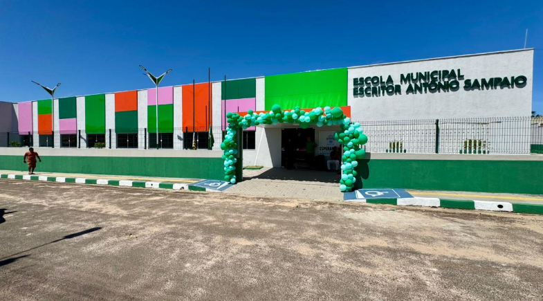Prefeitura de Esperantina inaugura Escola Municipal Escritor Antônio Sampaio no Dia Internacional da Mulher