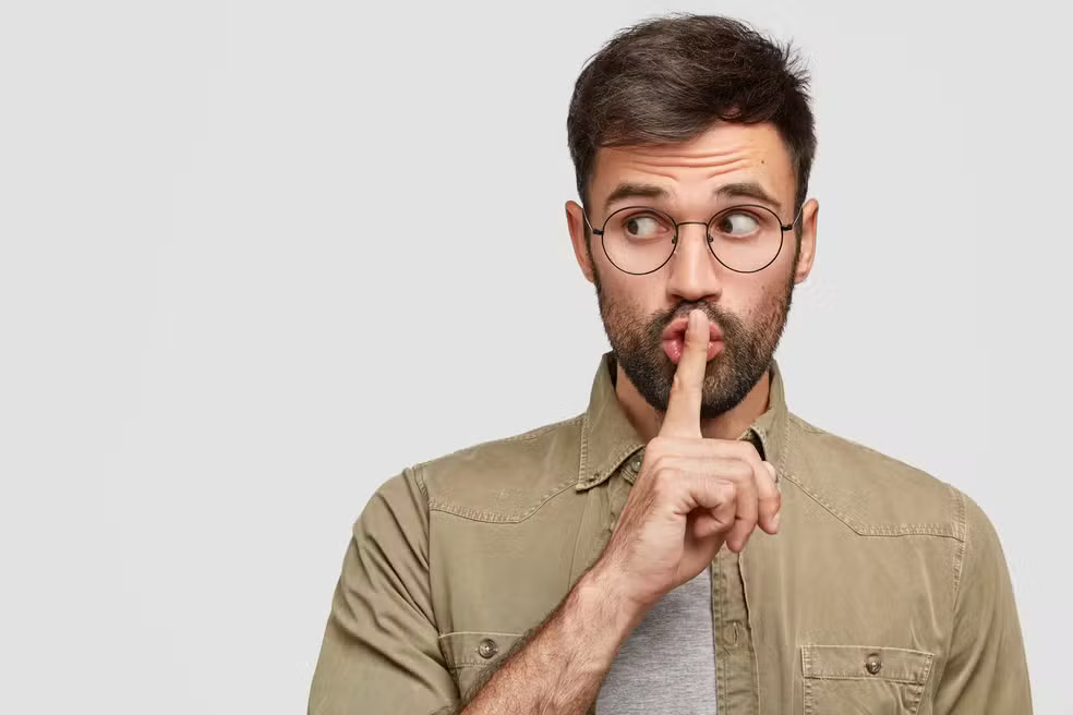 Mentira compulsiva existe? Entenda o que a ciência diz sobre mitomania — Foto: Freepik 