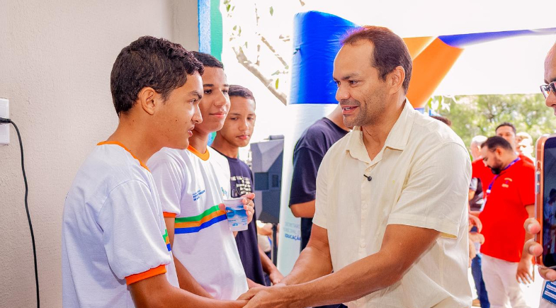Câmara aprova Bolsa Busão e gestão do prefeito Pedro Gomes atende antiga demanda dos estudantes freitenses