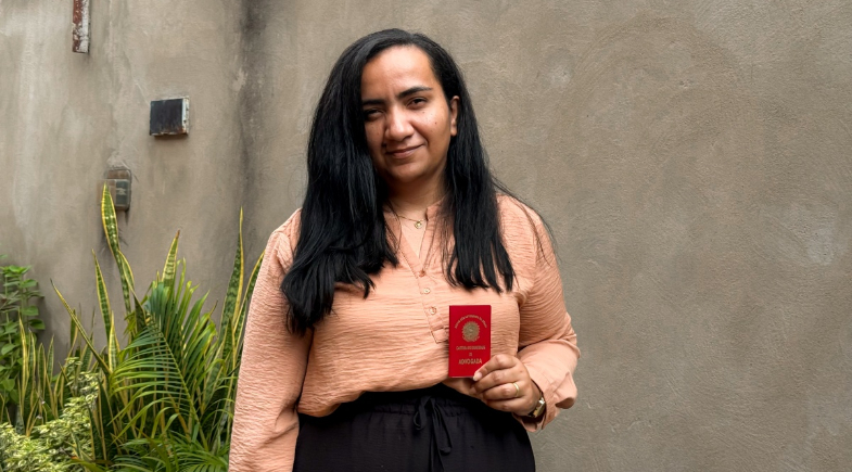 Comia do lixão, viveu do Bolsa Família, hoje é advogada: “Troquei o cartão pela OAB”