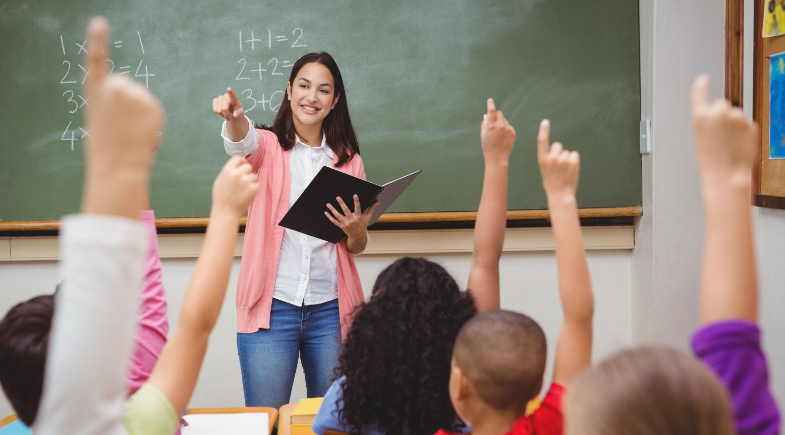 Prefeitura de Parnaíba divulga edital de processo seletivo com 180 vagas para educação
