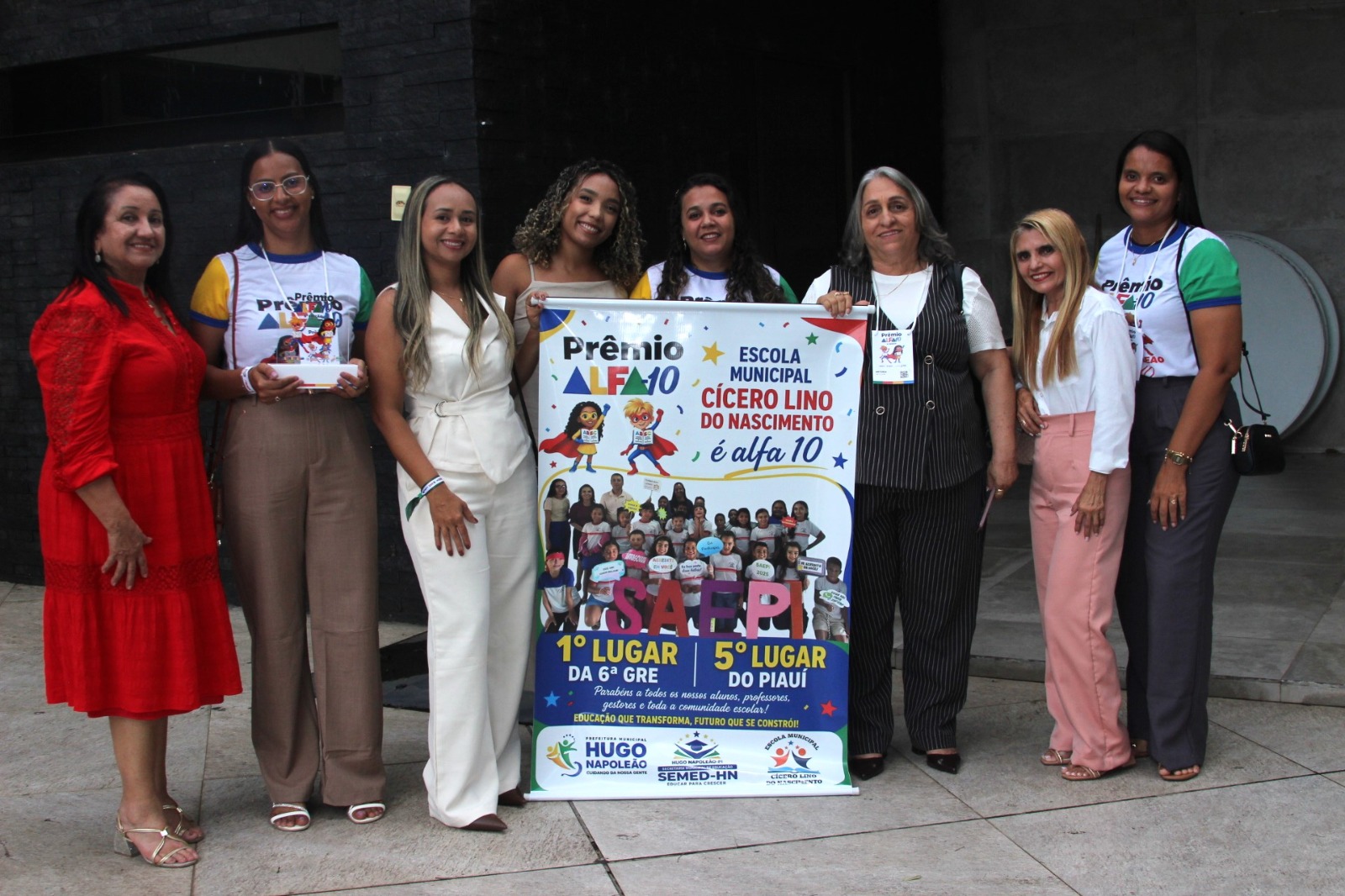 Educação de Hugo Napoleão recebe prêmio Alfa-10 durante solenidade em Teresina - Divulgação/ASCOMEducação de Hugo Napoleão recebe prêmio Alfa-10 durante solenidade em Teresina - Divulgação/ASCOM