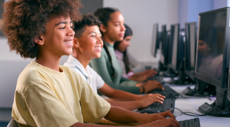 Caxingó promove formação sobre BNCC Computação para professores da rede municipal