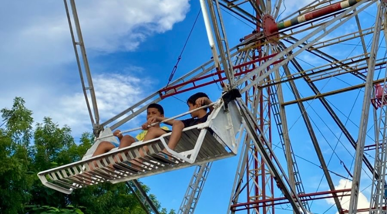 Cocal de Telha promove dia de recreação com acesso gratuito e garante lazer às crianças do município
