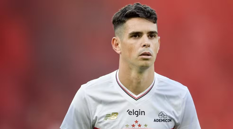 Oscar parou de jogar futebol |  Thiago Ribeiro/AGIF