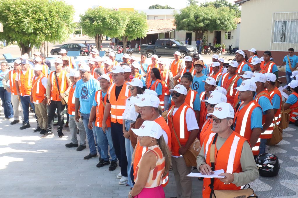 São Raimundo Nonato inicia mutirão de limpeza e combate ao Aedes aegypti - Divulgação/ASCOMSão Raimundo Nonato inicia mutirão de limpeza e combate ao Aedes aegypti - Divulgação/ASCOM