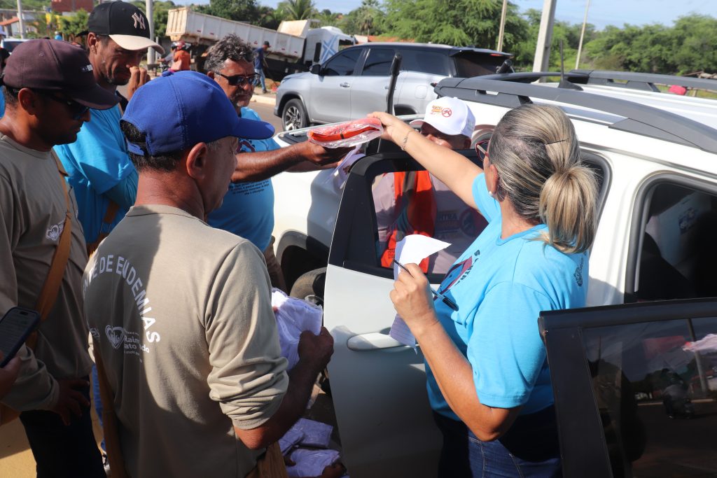São Raimundo Nonato inicia mutirão de limpeza e combate ao Aedes aegypti - Divulgação/ASCOMSão Raimundo Nonato inicia mutirão de limpeza e combate ao Aedes aegypti - Divulgação/ASCOM