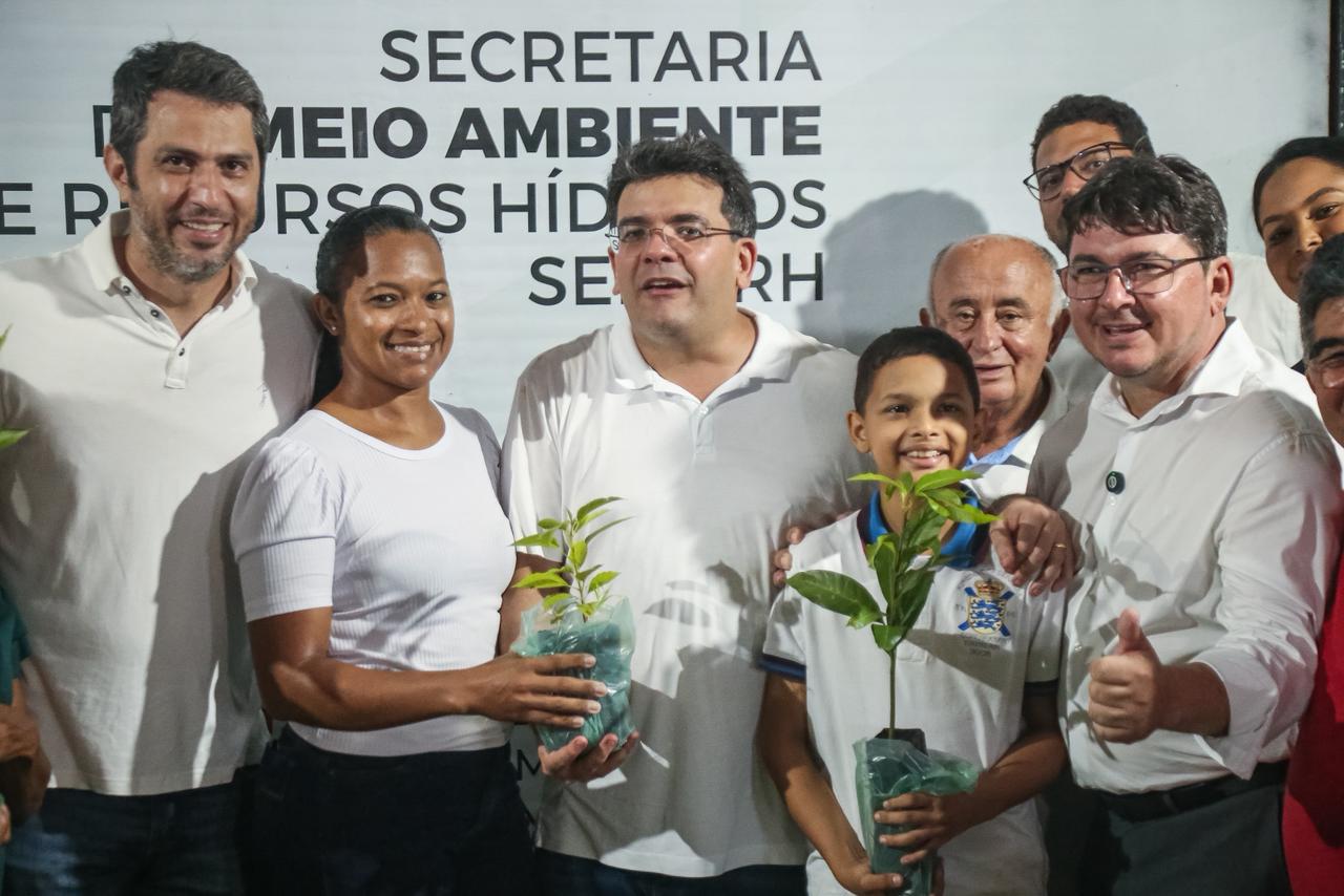 Nova avenida é inaugurada com presença do governador Rafael Fonteles em Ipiranga do Piauí - Imagem 2