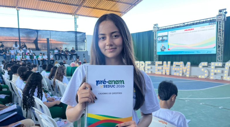 Pré-Enem Seduc reúne mais de 800 estudantes durante revisão em Paulistana