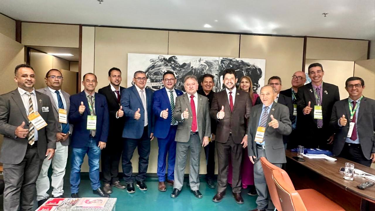 Prefeito Luciano participa de reuniões em Brasília - Divulgação/ASCOM 